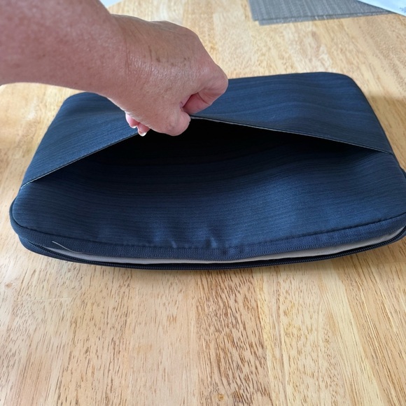 Lacdo padded laptop sleeve case 13-14” Navy Blue - Picture 6 of 9